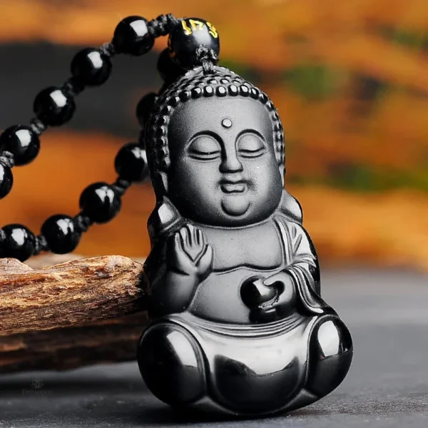 Collier Bouddha avec pendentif bébé en noir