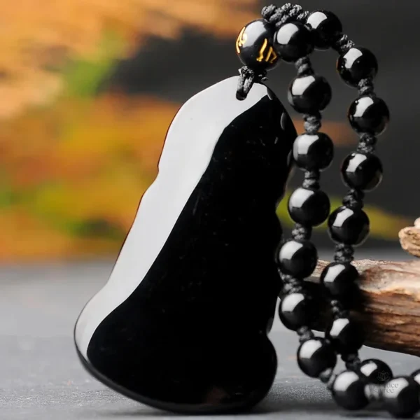 Collier avec pendentif Bouddha pour un style spirituel