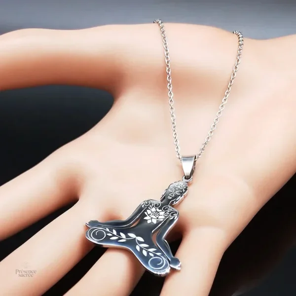 Accessoire Bouddha moderne en acier
