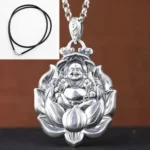Collier avec pendentif Bouddha en métal précieux