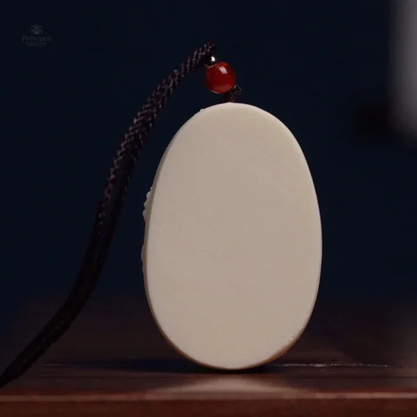 Collier spirituel avec pendentif Bouddha en dragon blanc
