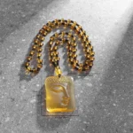 Bijou Bouddha en jade, symbole de sérénité et de méditation