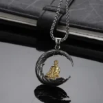 Pendentif Bouddha en forme de lune pour collier spirituel