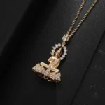 Collier Bouddha avec pendentif en or élégant