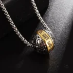 Pendentif Bouddhiste Om Rotatif en collier