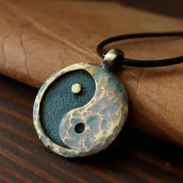 Collier Bouddhiste avec symbole Yin Yang