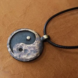 Pendentif fait main représentant l'harmonie