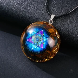 Pendentif orgonite en pierre de cristal