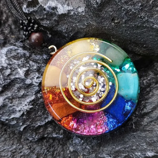 Bijou Orgonite pour l'harmonisation des chakras
