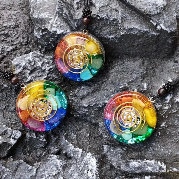 Pendentif en Orgonite 7 Chakras Reiki en bijoux