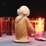 Bouddha en mini statue, accent zen pour votre espace