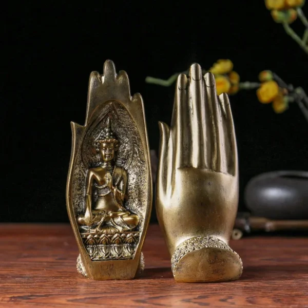 Statue en résine représentant des mains de Bouddha