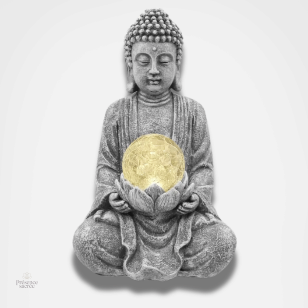 Statue Bouddha en verre solaire, design élégant