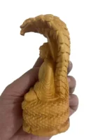 Bouddha en bois avec serpent Naga
