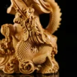 Statue bouddhiste en bois, Guan Yin et dragon