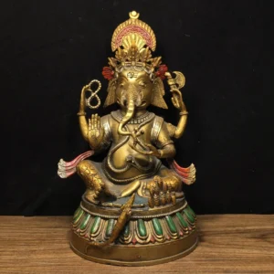 Figurine Ganesh en cuivre, design élégant et raffiné