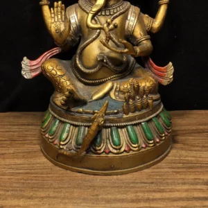 Ganesh en cuivre, symbole de prospérité et sagesse