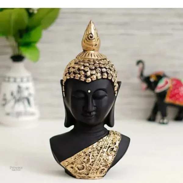 Statue de méditation Bouddha, accent spirituel sophistiqué
