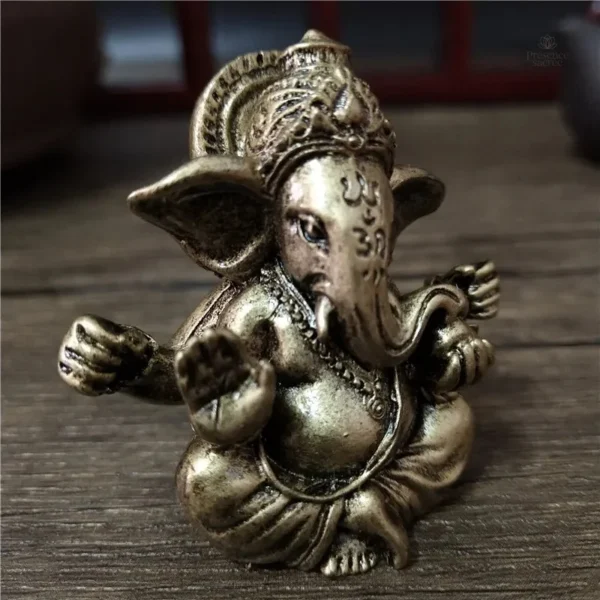 Ganesh en résine, une touche spirituelle
