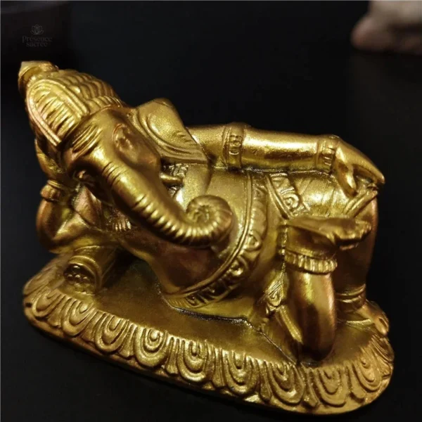 Objet de décoration spirituelle, Ganesh allongé