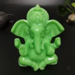 Sculpture de Ganesh à quatre bras en résine